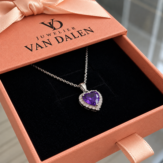 Stralende amethist hartketting | Wit goud