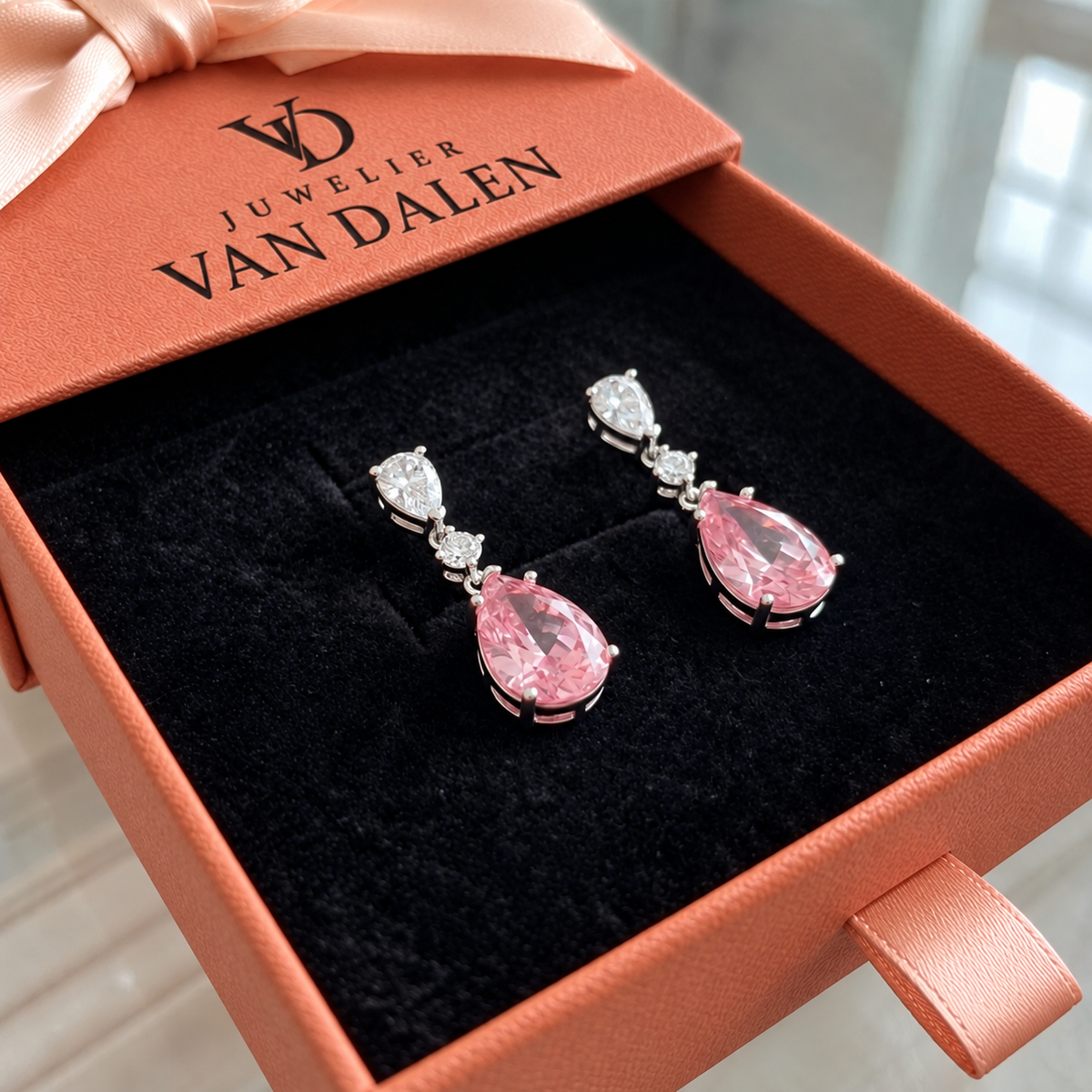 Oorbellen Marjet Roze Glans | Witgoud