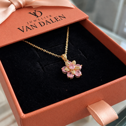 Roze bloemenketting Nadia | Goud