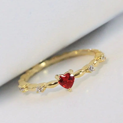 Ring Coralie Amoure in wit goud