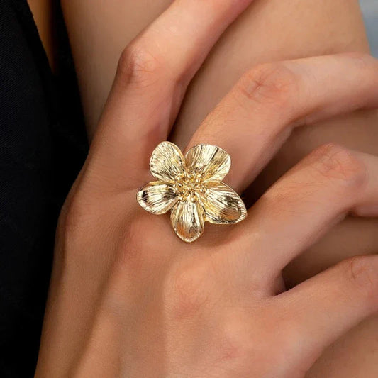 Ring Dageraadbloem in goud