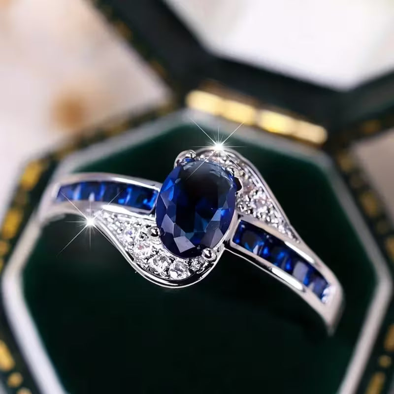 Saffier ring Flow in wit goud