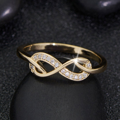 Kristallen infinity-ring Lysette in goud