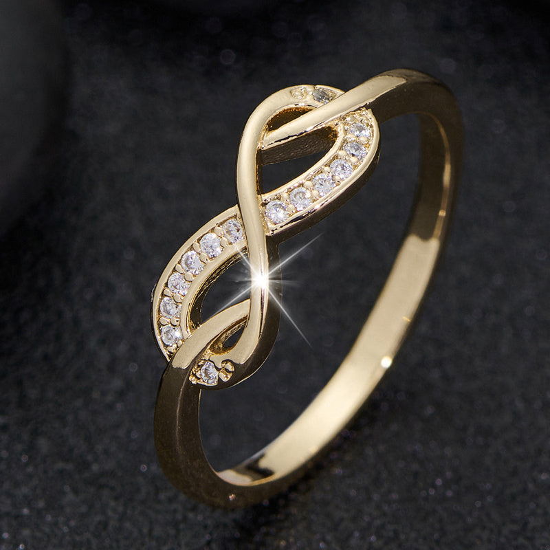 Kristallen infinity-ring Lysette in goud