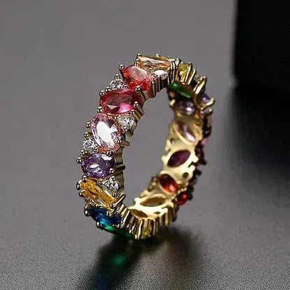 Retro ring met veelkleurige steentjes in goud