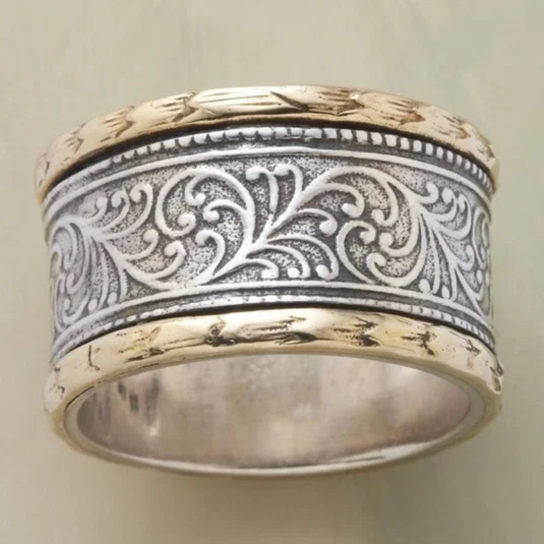Retro ring in goud