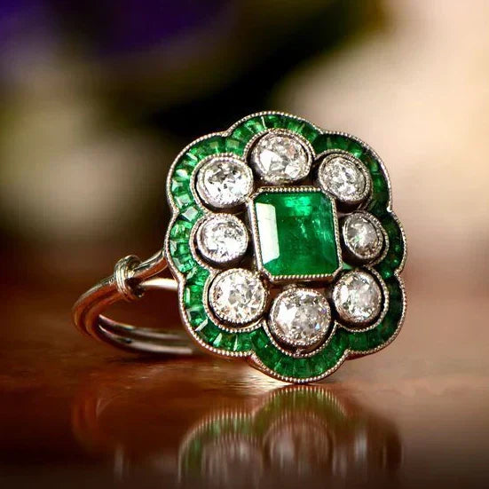 Vintage ring met smaragd in goud