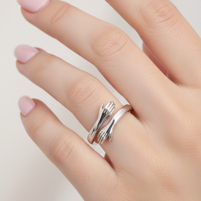 Verstelbare ring in omhelzingsstijl in wit goud