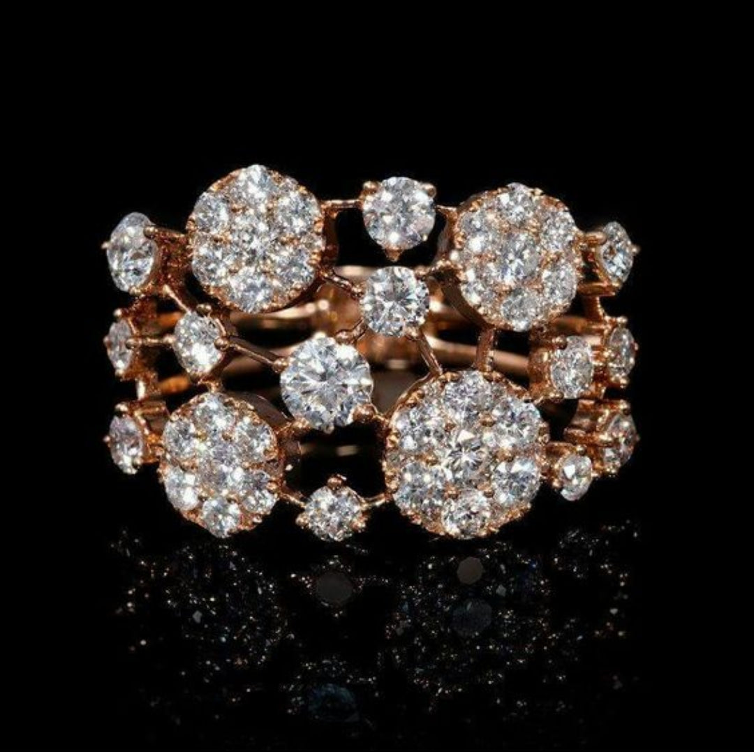Antieke ring met glinsterende stenen in roségoud