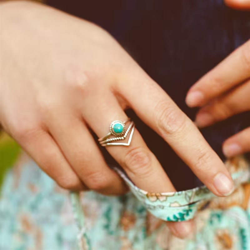 Ring met turquoise parels in goud