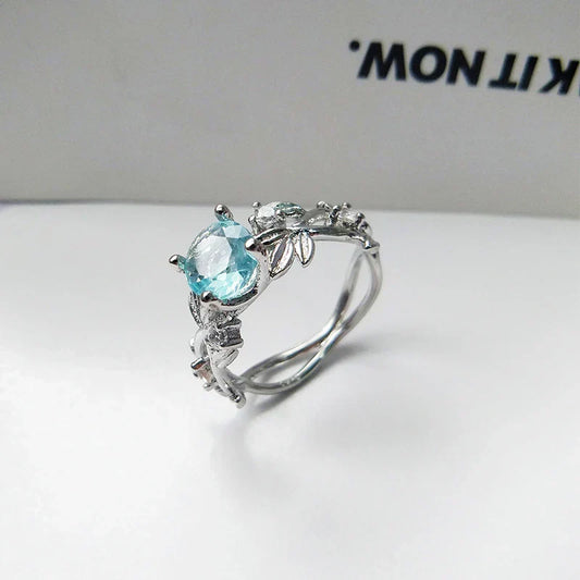 Ring met maansteen in wit goud