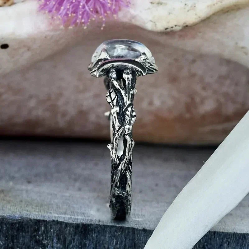 Maansteen ring in goud