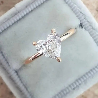 Fijne ring met glinsterend hart | Goud
