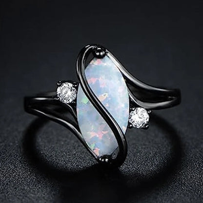 Retro ring met gedraaid zwart opaal | Goud