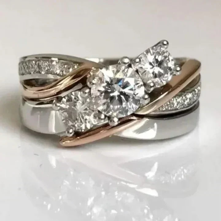 Retro ring met steentjes in goud