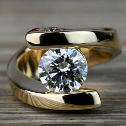 Retro spiraalring met steentjes in goud