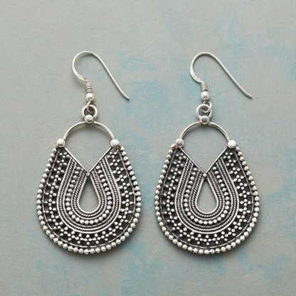 Vintage oorbellen met hangende mandala | Witgoud