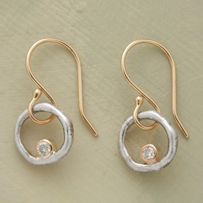 Retro oorbellen met steentjes in goud