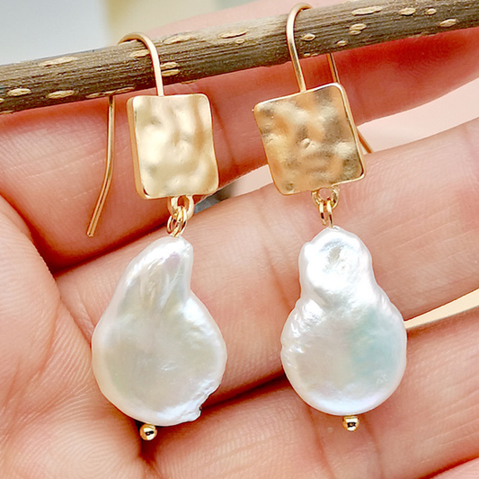 Vintage oorbellen met zoetwaterparels | Goud