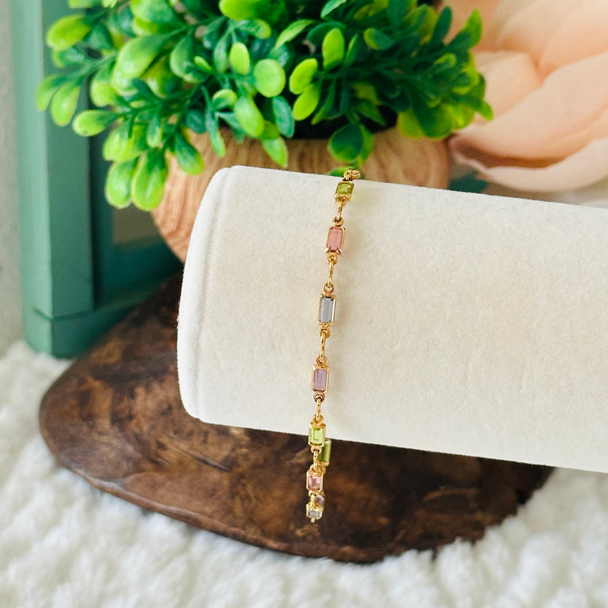 Armband Bregje met kleurrijke stenen | Goud