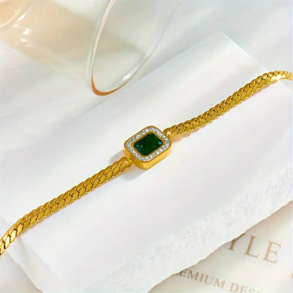 Groene armband Joanna met smaragd in goud