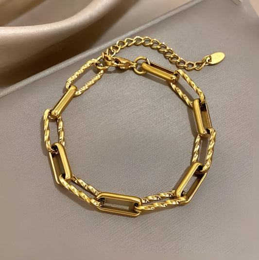 Armband Lorielle met dikke schakels in goud