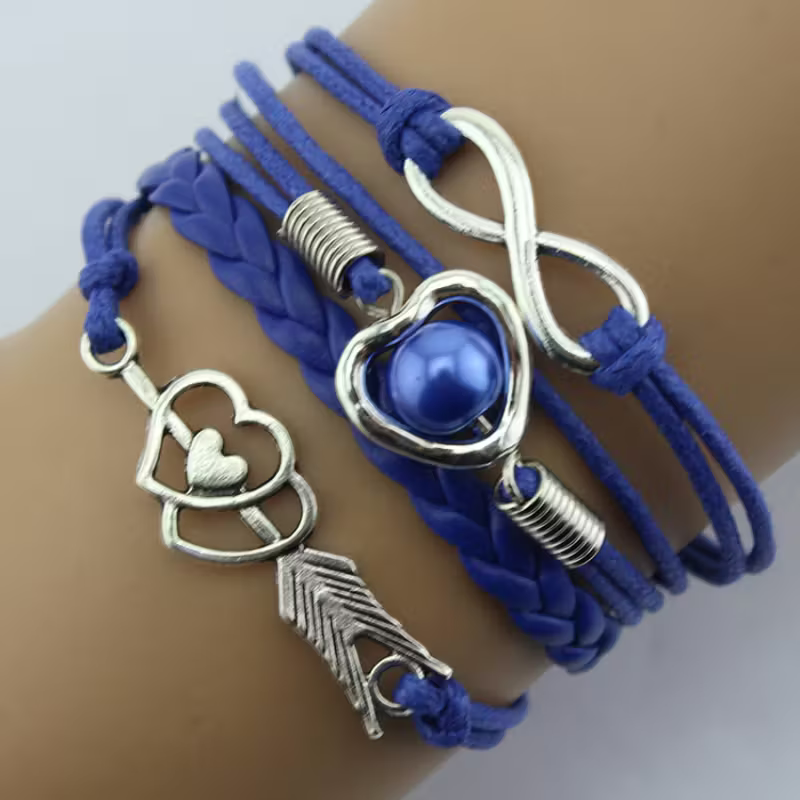 Retro armband Liefdesboog in goud