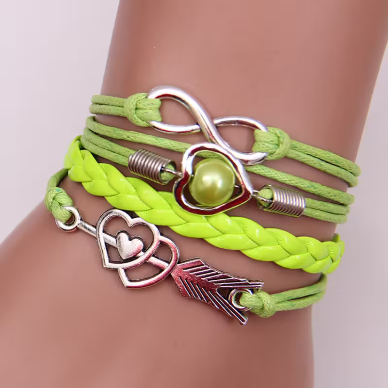 Retro armband Liefdesboog in goud