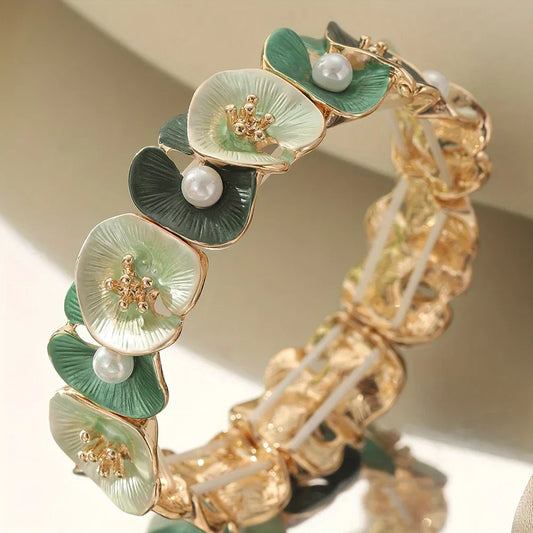 Vintage armband met groene bloemen en madeliefjes | Goud