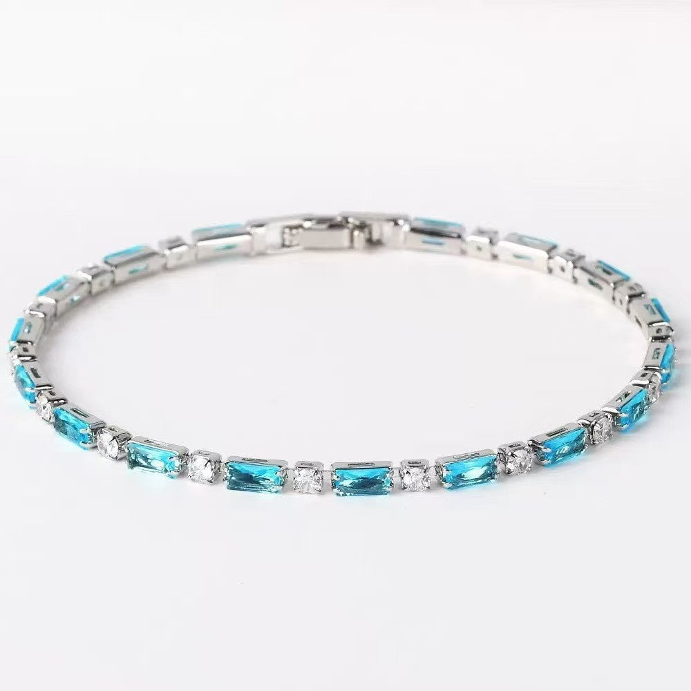 Armband met natuurlijke turquoise stenen in wit goud