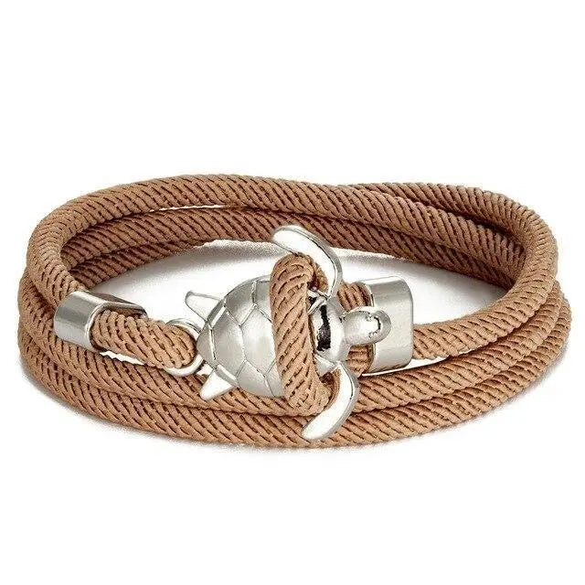 Handgemaakte armband met zeeschildpad in goud
