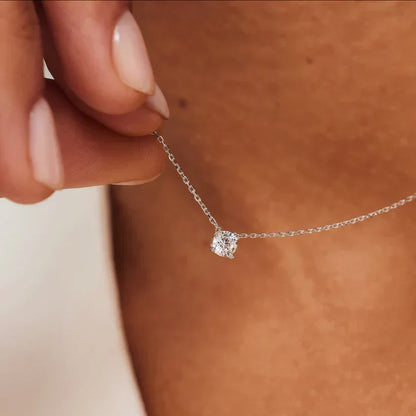 Ketting Cléa met steen in wit goud