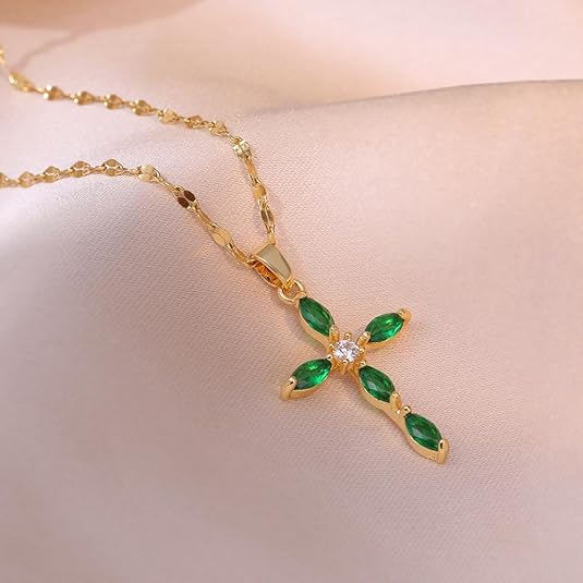 Smaragd kruisketting in goud