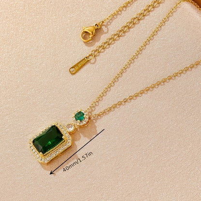 Ketting Greta met smaragdsteen in goud