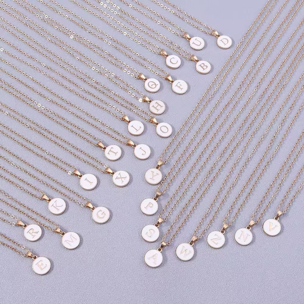 Initialenketting Monette in goud