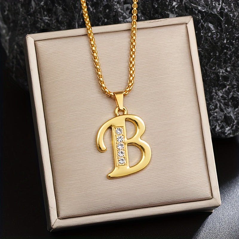 Initialenketting met kristallen accent in goud