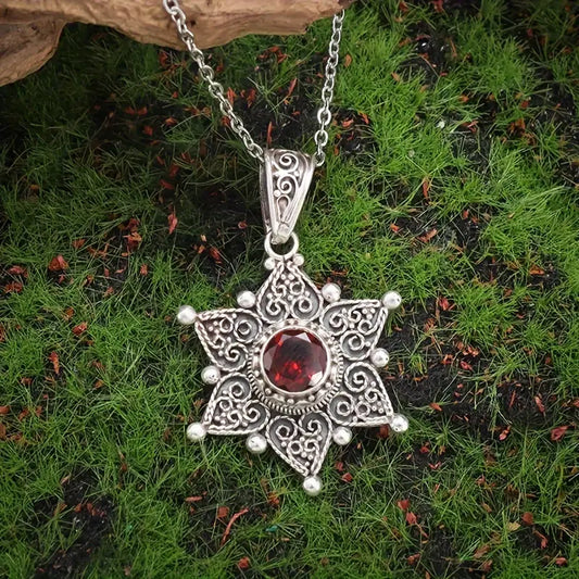 Ketting Jessandra Carmelle in wit goud