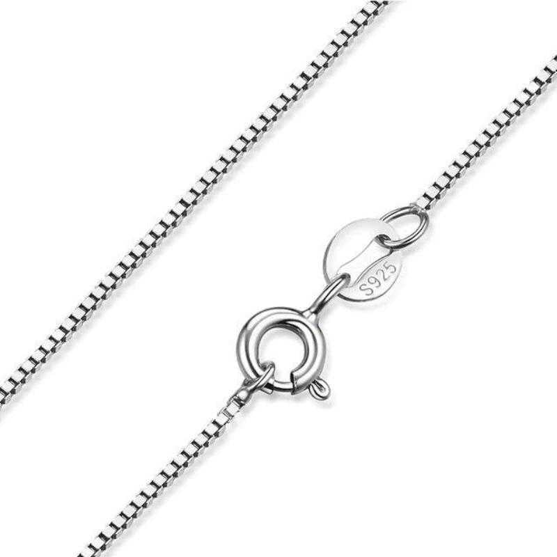 Ketting Leonias met smaragdsteen in goud