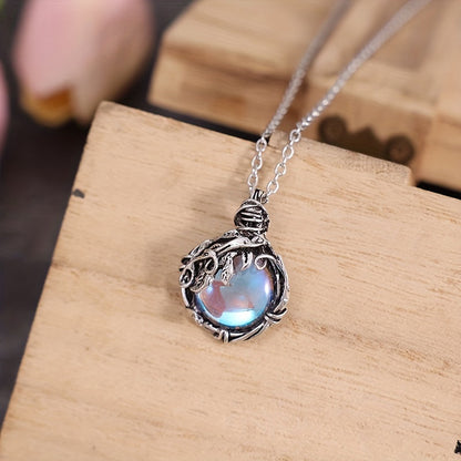 Ketting Maria met maansteen in goud