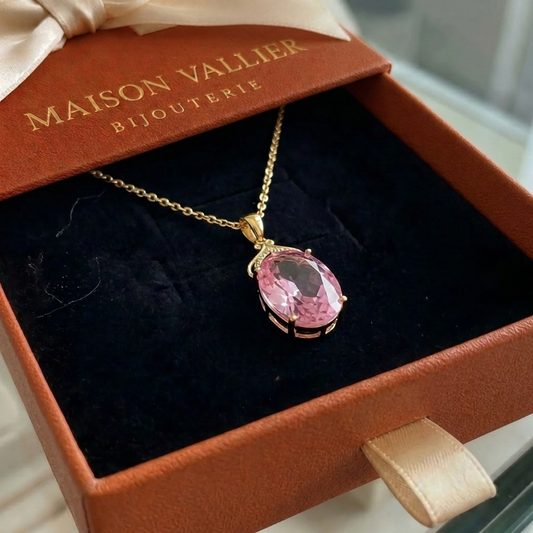 Keizerlijke ovale roze saffier ketting in goud