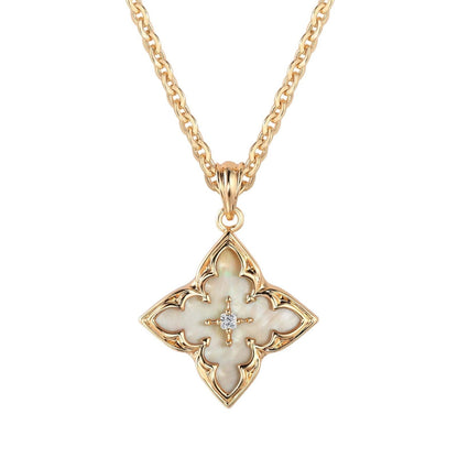Ketting met blauwe klaverhanger in goud