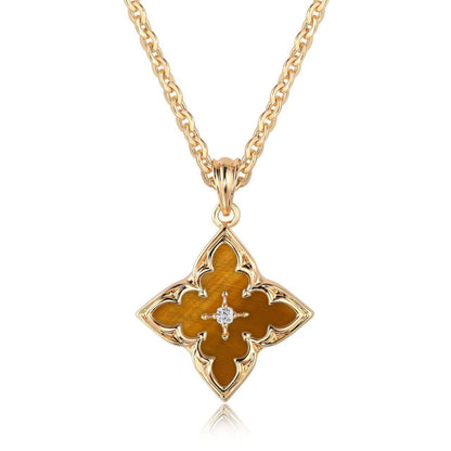 Ketting met blauwe klaverhanger in goud
