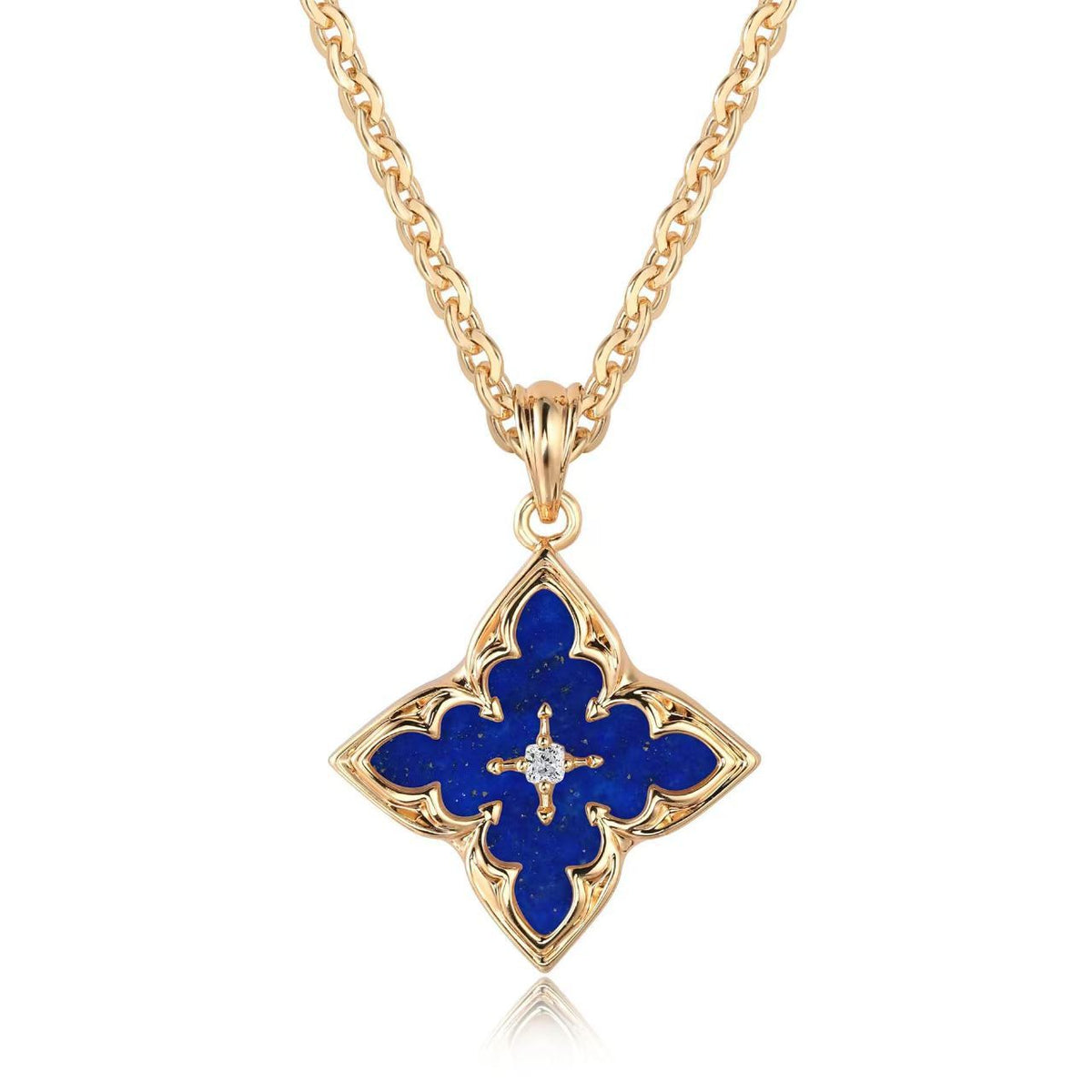 Ketting met blauwe klaverhanger in goud