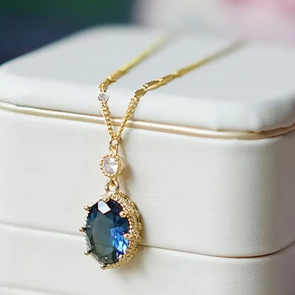 Ketting Thessia Lunebray in goud