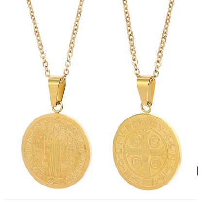 Ketting met ronde O-hanger in goud