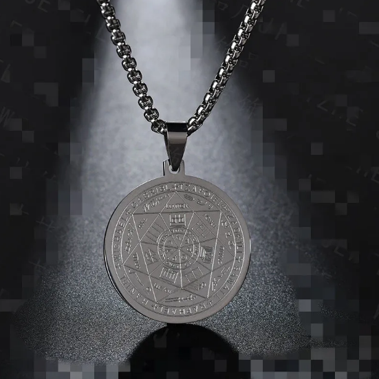 Ketting met engelenmedaille en zes sterren | Goud