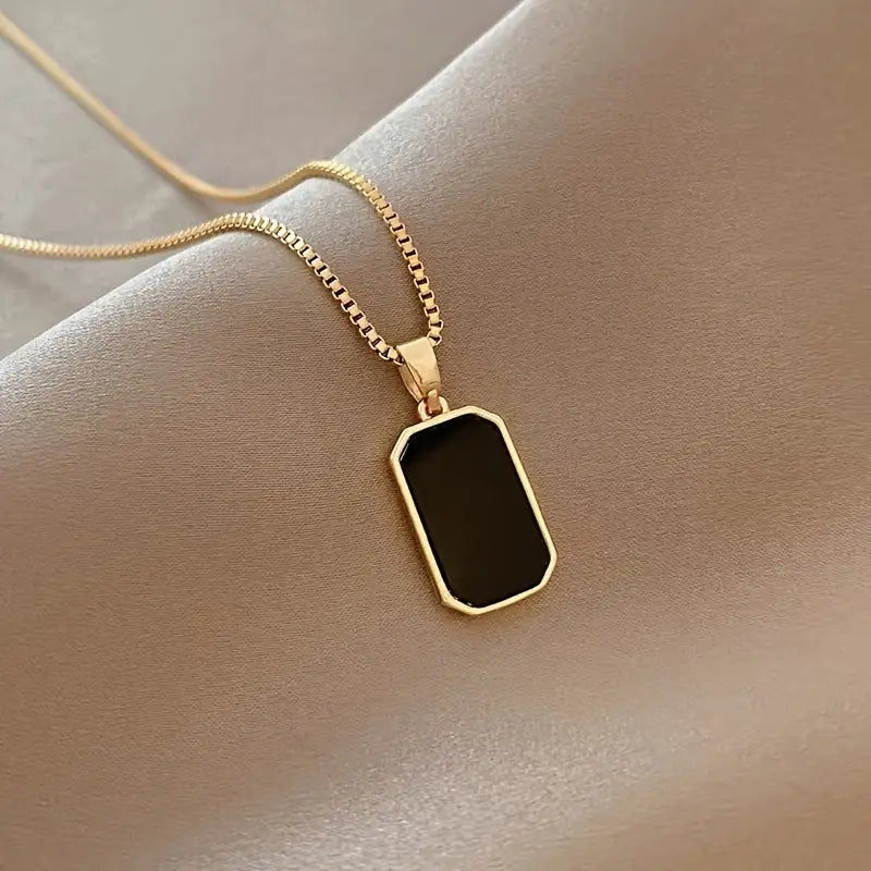 Minimalistische ketting Elite met vierkante hanger in zwart titanium | Goud