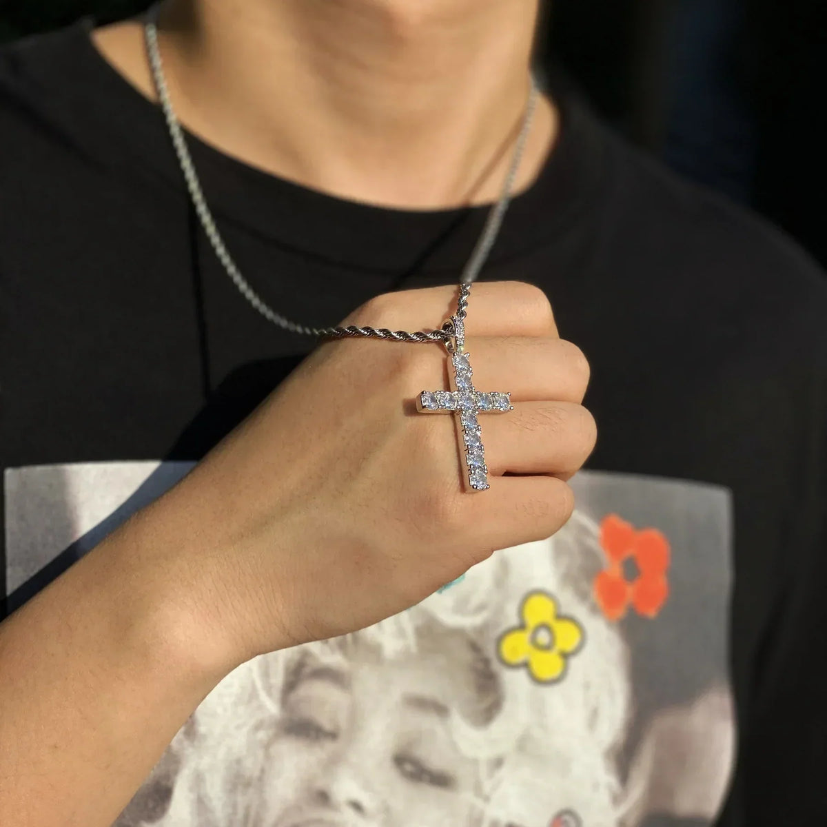Kruisketting in wit goud