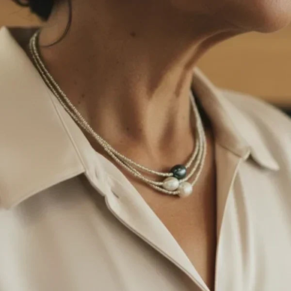 Natuurlijke parelketting in goud
