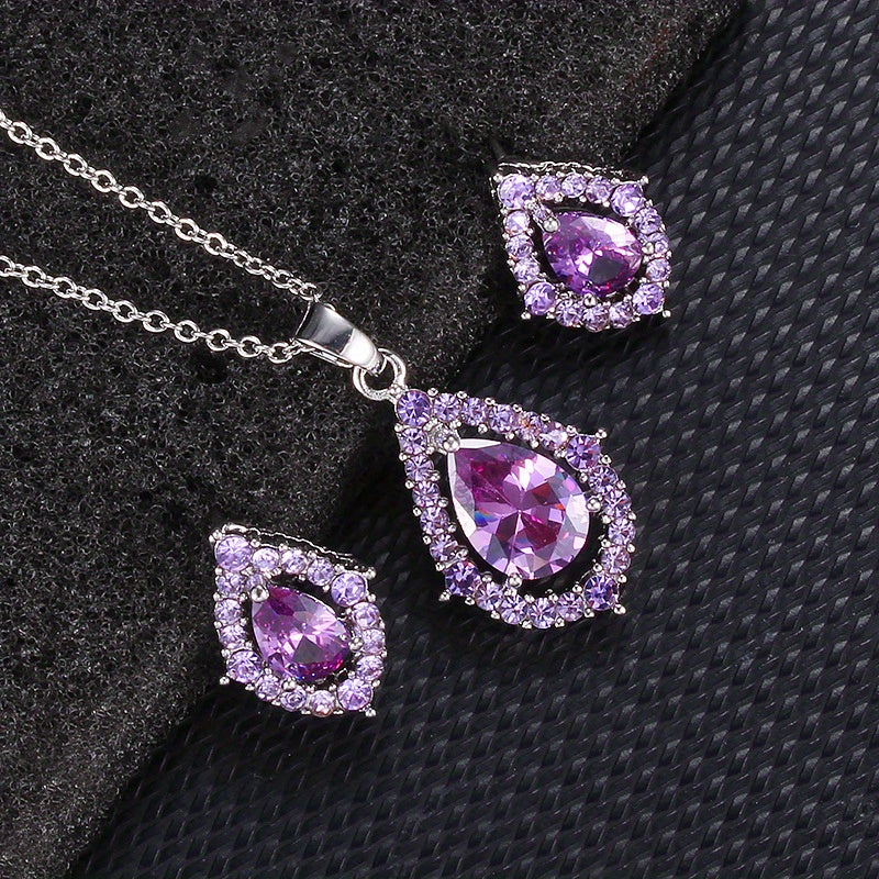 Amethist ketting en oorbellen Nadine in goud